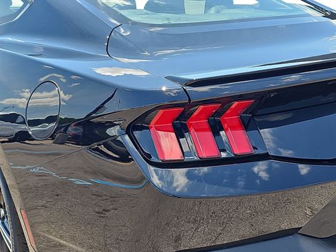 Used 2024 Ford Mustang Premium RWD image 31