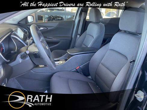 Used 2024 Chevrolet Malibu LT FWD image 11