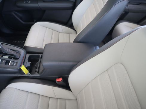 Used 2024 Honda CR-V Sport Touring image 40