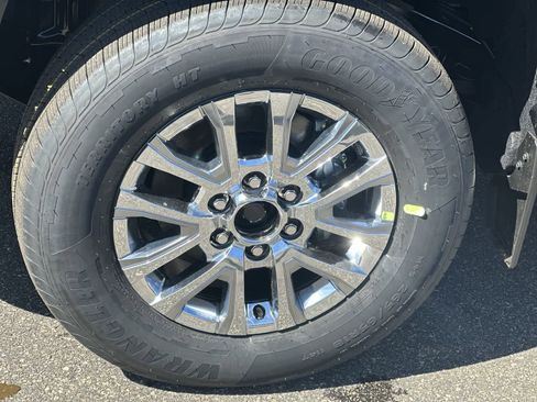 New 2026 Toyota Tacoma Limited AWD/4WD image 10