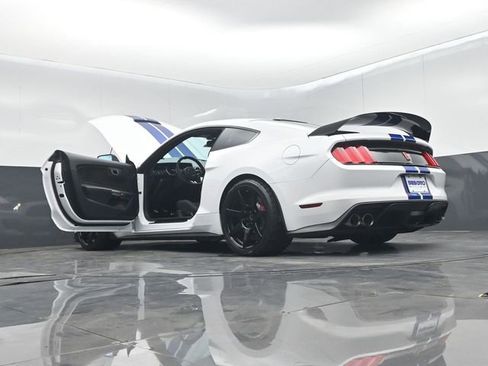 Used 2017 Ford Mustang Shelby GT350R w/ GT350R Equipment Group 920A RWD image 77