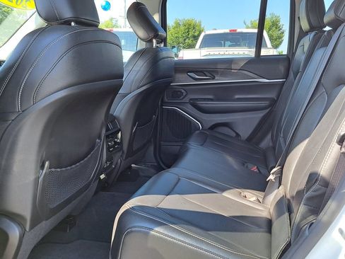 Used 2024 Jeep Grand Cherokee Limited 4xe AWD/4WD image 15