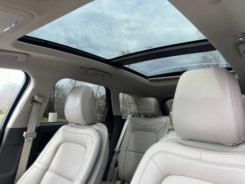 Used 2024 Lincoln Corsair Grand Touring w/ Equipment Group 301A image 30