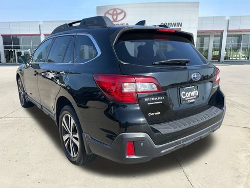 Used 2018 Subaru Outback 2.5i Limited AWD/4WD image 3