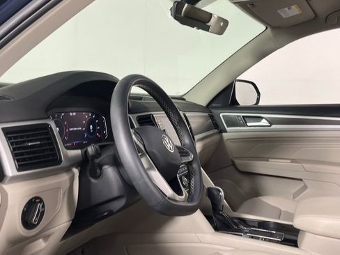 Used 2023 Volkswagen Atlas SE image 21