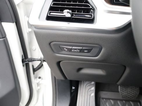New 2026 BMW X5 xDrive40i AWD/4WD image 35