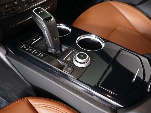 Used 2023 Maserati Ghibli Modena Q4 AWD/4WD image 28