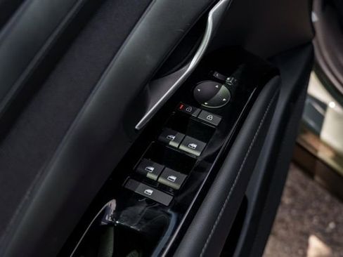 New 2025 Hyundai Santa Cruz SEL FWD image 18