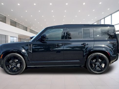 Used 2022 Land Rover Defender 110 X-Dynamic HSE AWD/4WD image 7