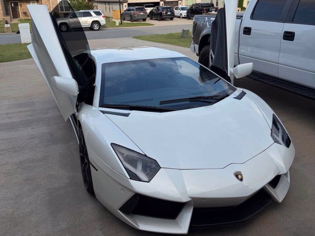Used 2013 Lamborghini Aventador LP 700-4 AWD/4WD image 5