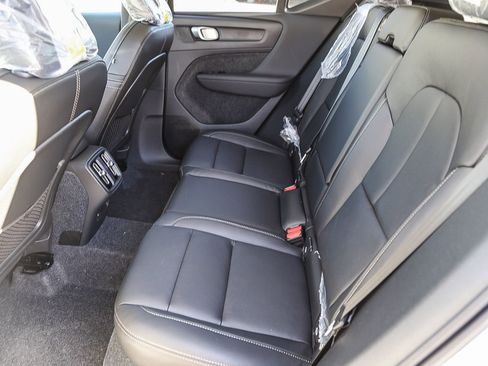 New 2026 Volvo XC40 B5 Core image 18