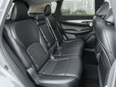 Used 2022 INFINITI QX50 Sensory image 36