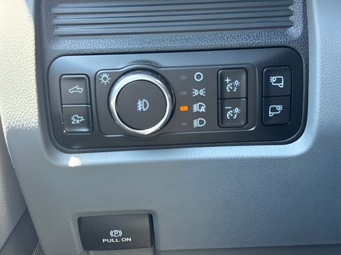 Used 2026 Ford F350 XLT w/ XLT Premium Package AWD/4WD image 26