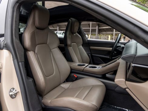 Certified 2021 Porsche Taycan Turbo S image 54