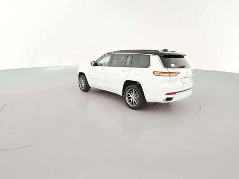 New 2025 Jeep Grand Cherokee L Summit w/ Luxury Tech Group V image 8