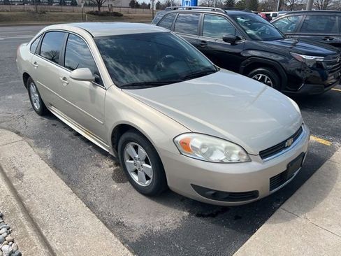 Used 2010 Chevrolet Impala LT image 2