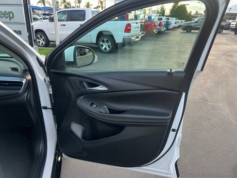 Used 2024 Buick Encore GX Sport Touring FWD image 25