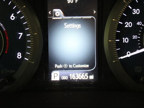 Used 2015 Toyota Sienna XLE Premium FWD image 43