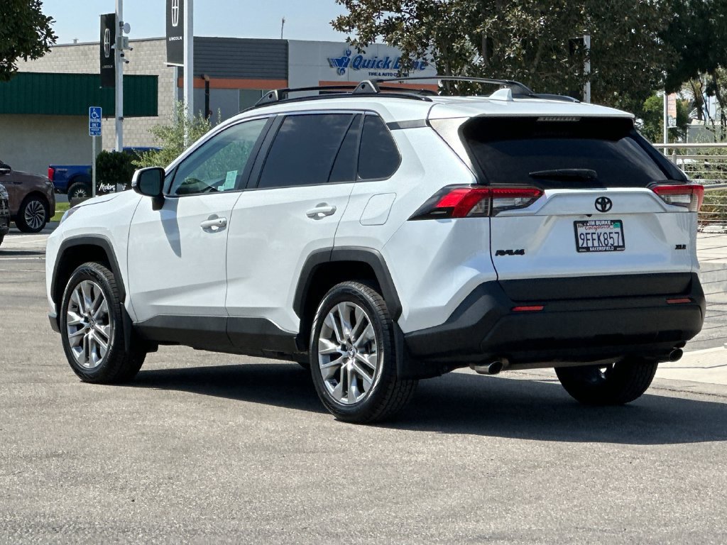 Used 2023 Toyota RAV4 XLE Premium FWD image 5
