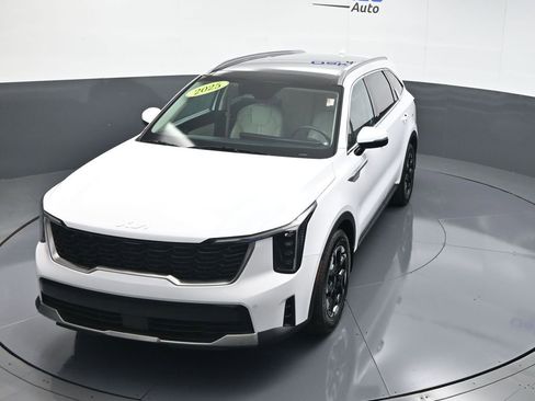 New 2025 Kia Sorento S w/ Panoramic Sunroof Package FWD image 46
