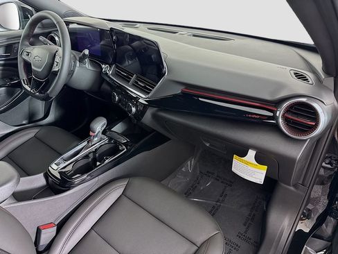 New 2026 Chevrolet Trax RS w/ Driver Confidence Package FWD image 26