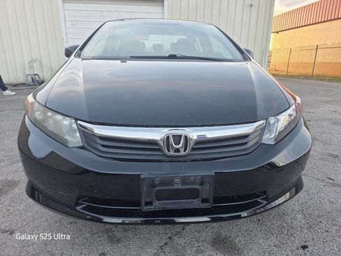 Used 2012 Honda Civic LX image 2