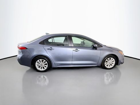 Used 2024 Toyota Corolla LE w/ LE Convenience Package FWD image 11