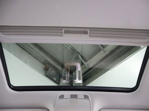 Used 2010 Volkswagen Passat Komfort image 25