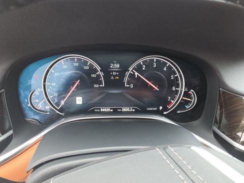 Used 2019 BMW 740i xDrive AWD/4WD image 11