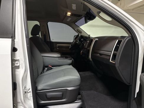 Used 2017 RAM 2500 SLT AWD/4WD image 21