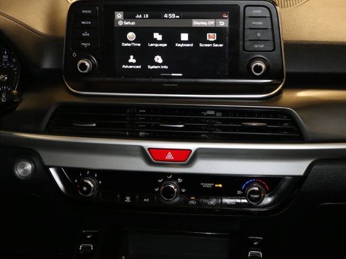 Used 2020 Kia Telluride S FWD image 42