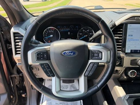 Used 2022 Ford F350 Lariat w/ Tremor Off-Road Package AWD/4WD image 12