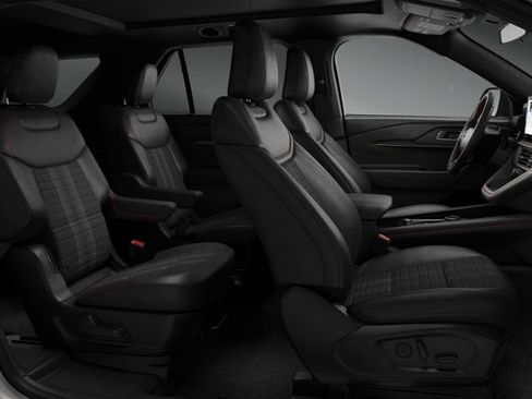 New 2026 Ford Explorer ST-Line w/ ST-Line Street Pack AWD/4WD image 28