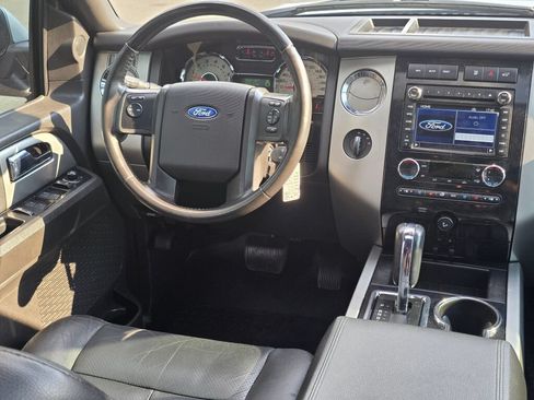 Used 2014 Ford Expedition Limited w/ Equipment Group 301A AWD/4WD image 3