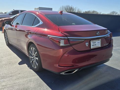 Used 2020 Lexus ES 350 w/ Premium Package image 4
