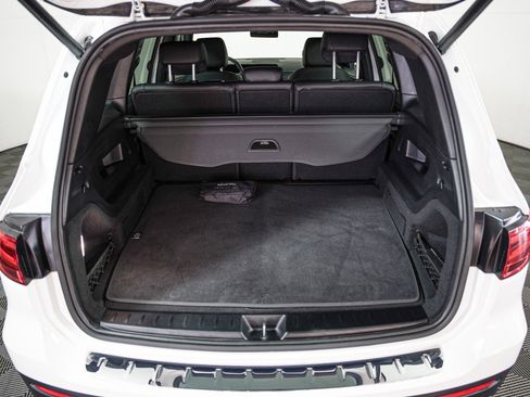 Certified 2026 Mercedes-Benz GLB 250 image 8