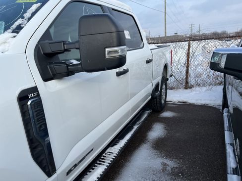 Used 2024 Ford F250 XLT image 7