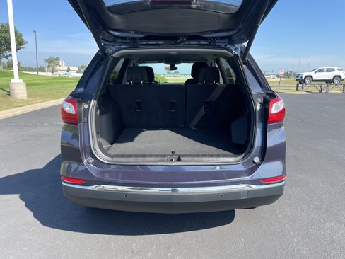 Used 2018 Chevrolet Equinox LT FWD image 22