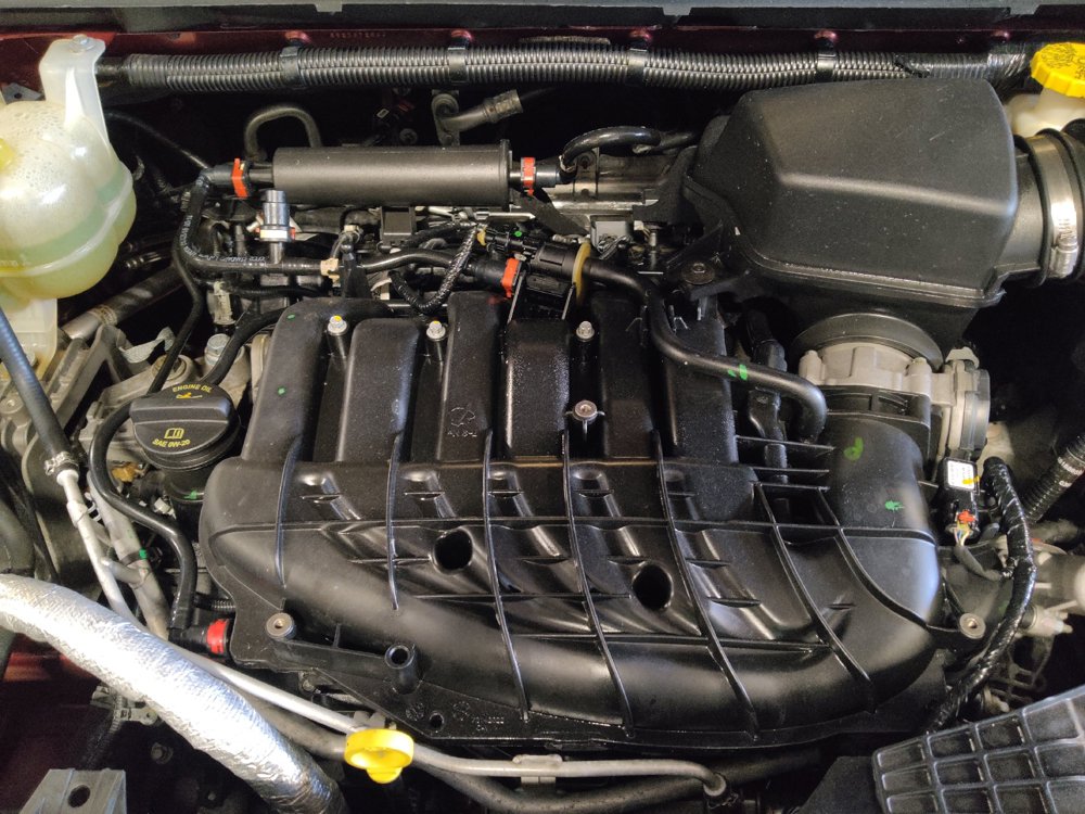 Used 2018 Chrysler Pacifica Limited FWD image 30