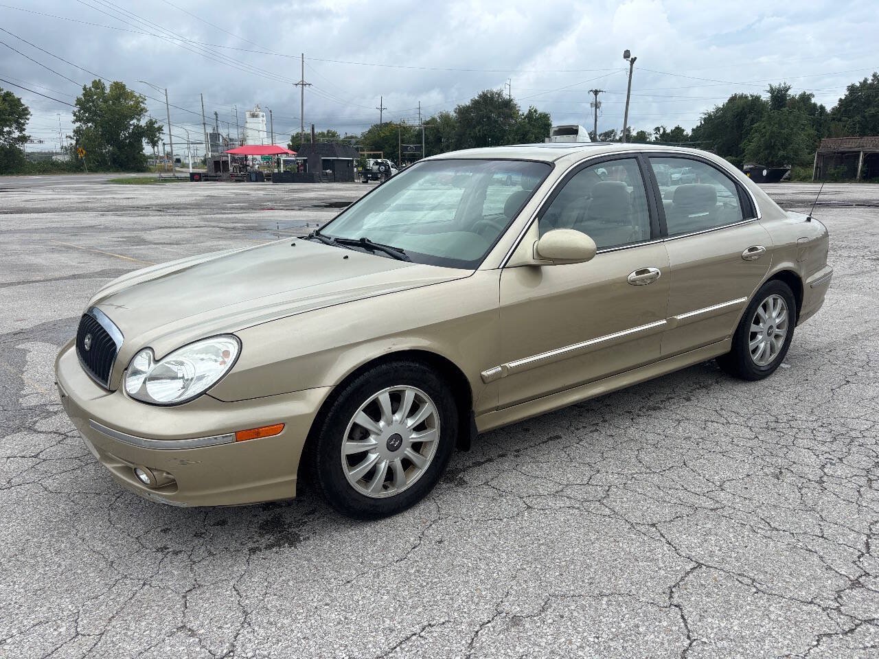 Used 2004 Hyundai Sonata GLS FWD image 1