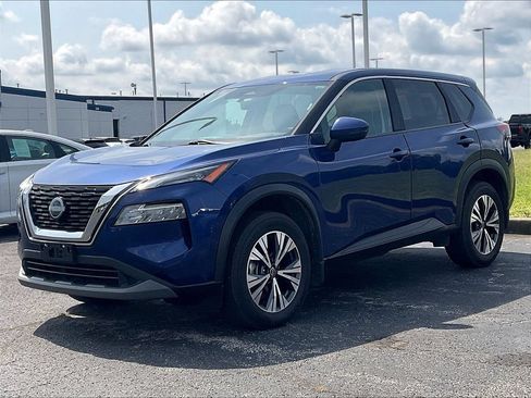 Used 2023 Nissan Rogue SV AWD/4WD image 4