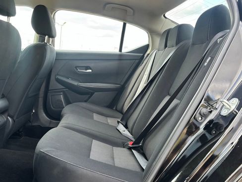 Used 2023 Nissan Sentra SV image 12