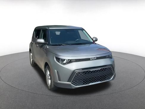 Used 2023 Kia Soul LX w/ Option Group 015 image 3
