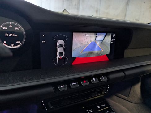 Used 2023 Porsche 911 Carrera image 34