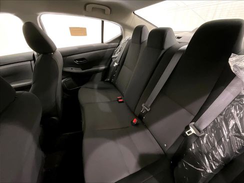 Used 2025 Nissan Sentra S image 15