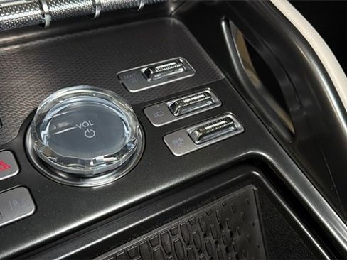 New 2026 Lincoln Nautilus Premier w/ Equipment Group 102A image 26