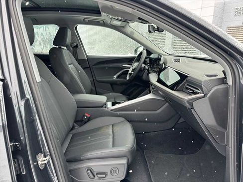 New 2025 Audi Q5 Premium Plus image 10