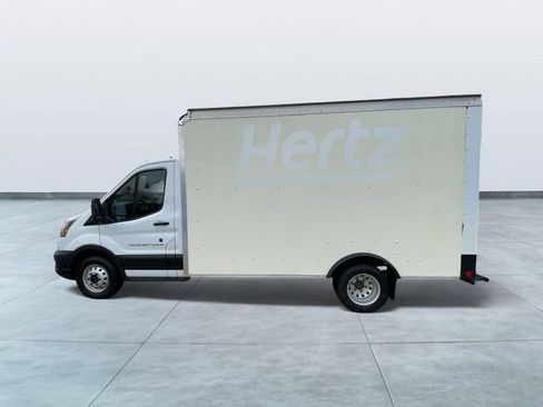Certified 2022 Ford Transit 350 DRW RWD image 4