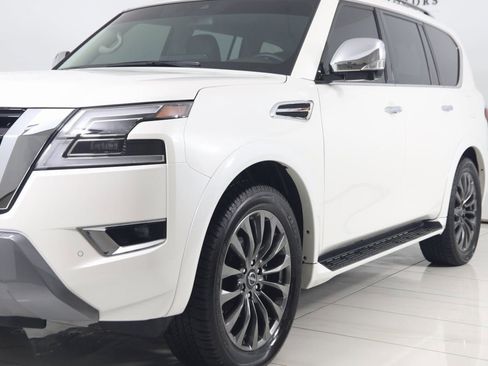 Used 2024 Nissan Armada Platinum w/ Captain's Chairs Package image 22