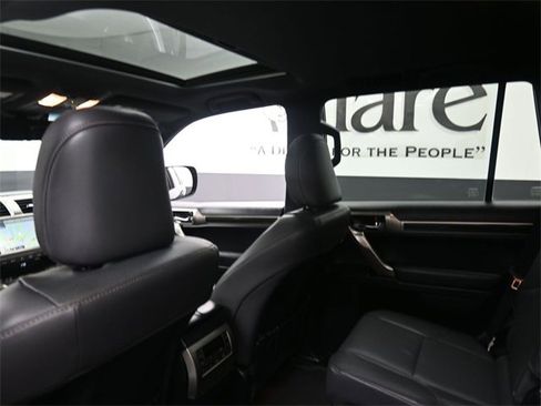 Used 2021 Lexus GX 460 Premium image 26